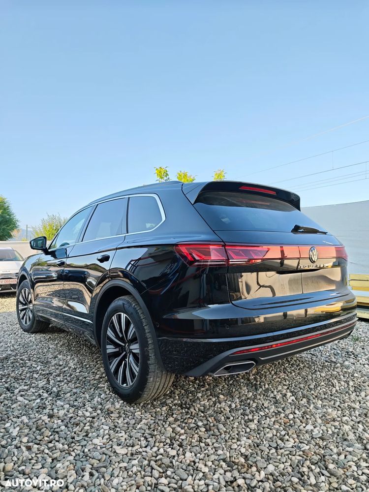 Volkswagen Touareg V6 TDI 4MOTION Elegance - 8