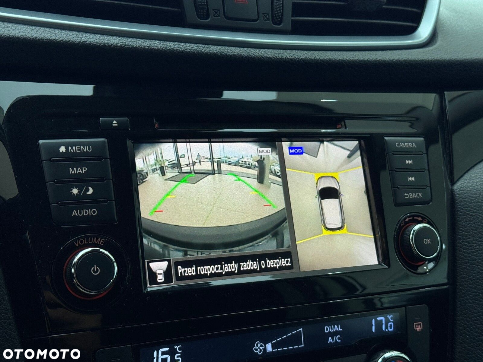 Nissan Qashqai 1.3 DIG-T N-Connecta - 33