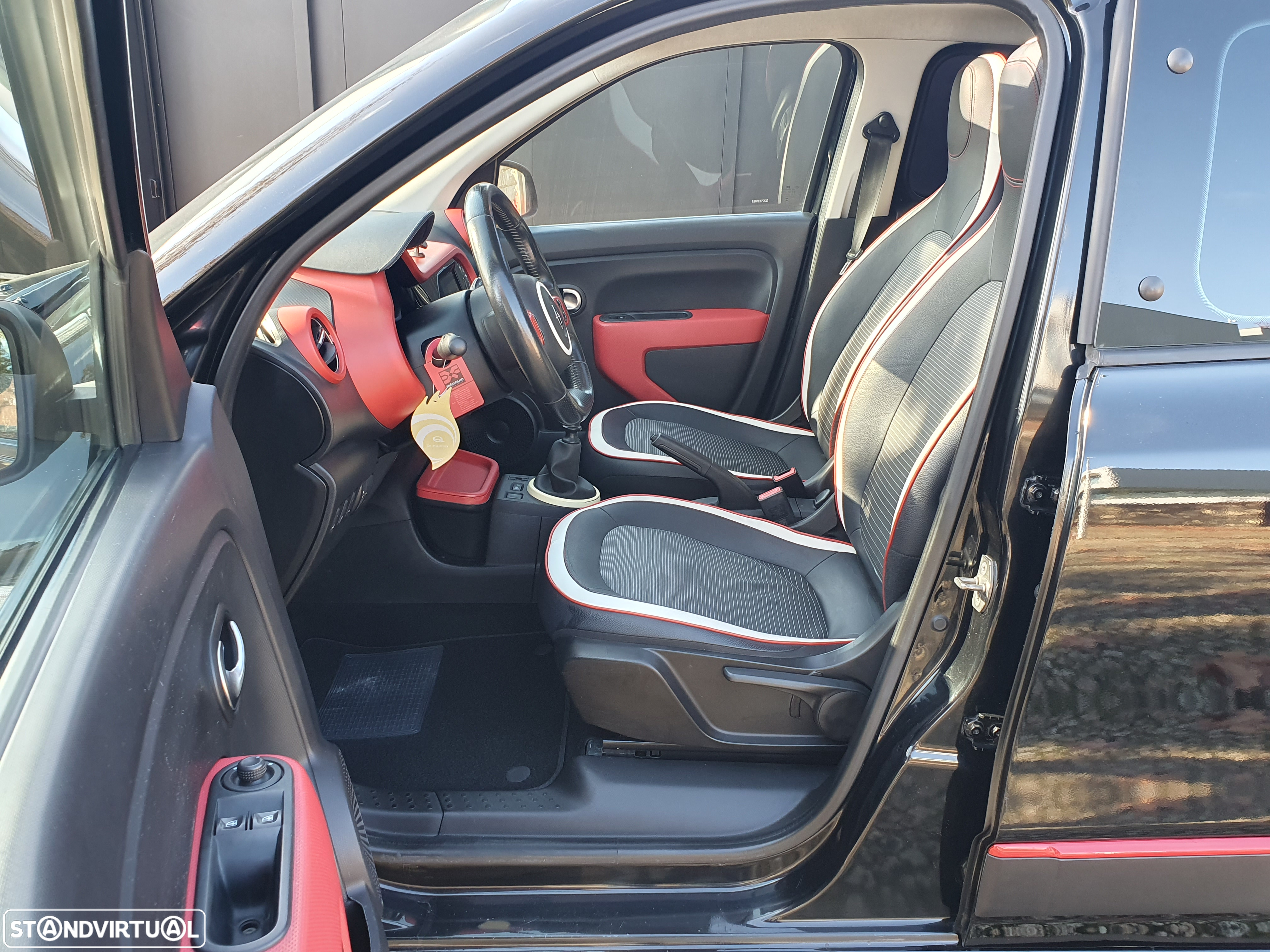 Renault Twingo 0.9 TCe Sport - 24