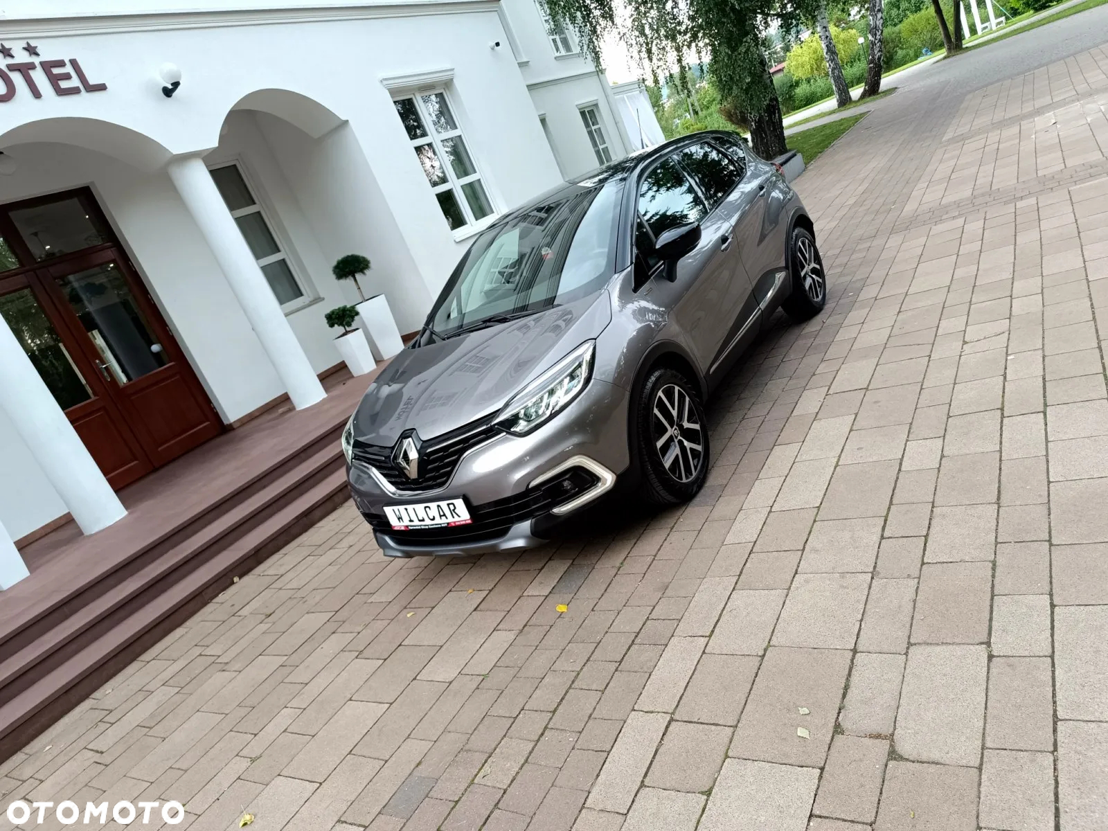 Renault Captur 1.3 Energy TCe Initiale Paris EDC - 18