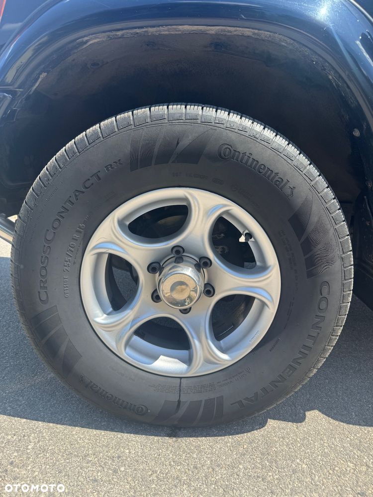 Mitsubishi Pajero Sport - 25