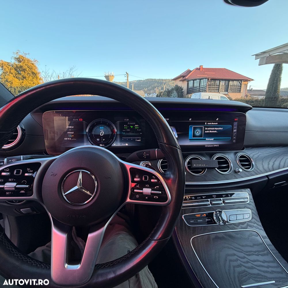 Mercedes-Benz E 300 de 9G-TRONIC - 15