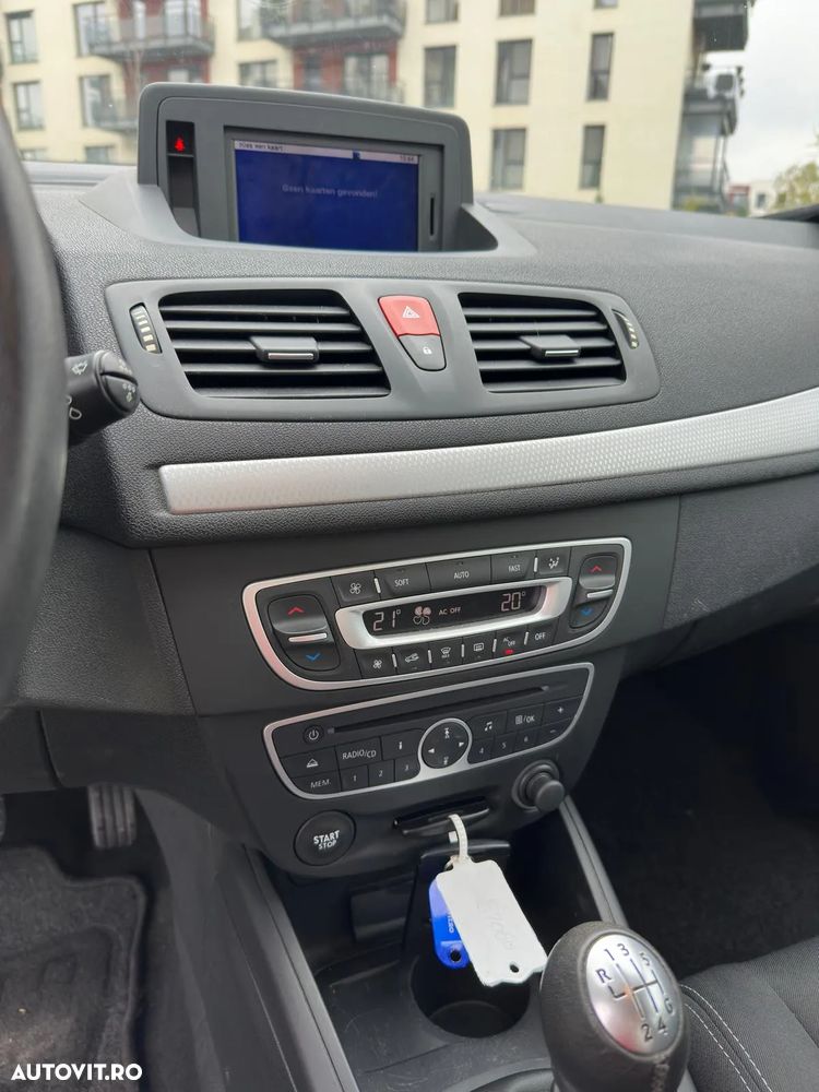 Renault Megane 1.6 16V 110 Dynamique - 10