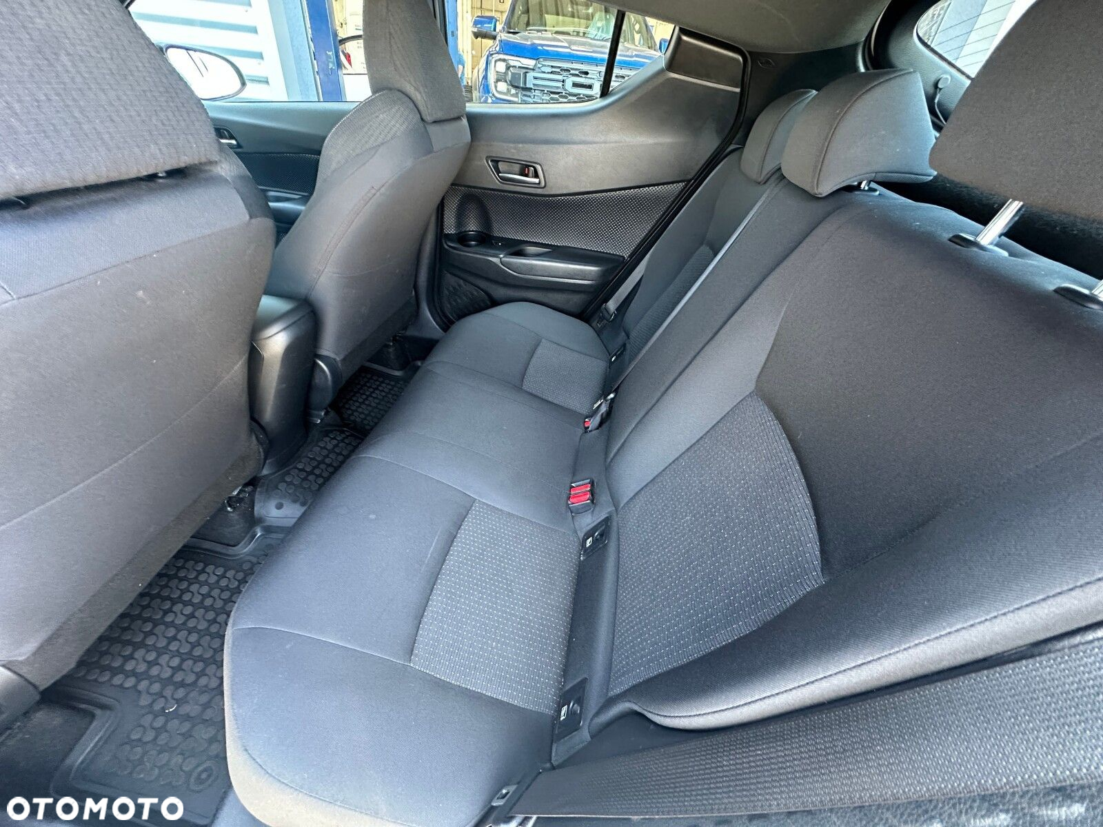 Toyota C-HR 1.2 T Active - 17