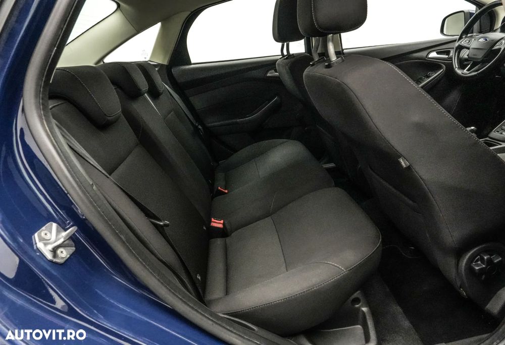 Ford Focus 1.0 EcoBoost Trend - 16