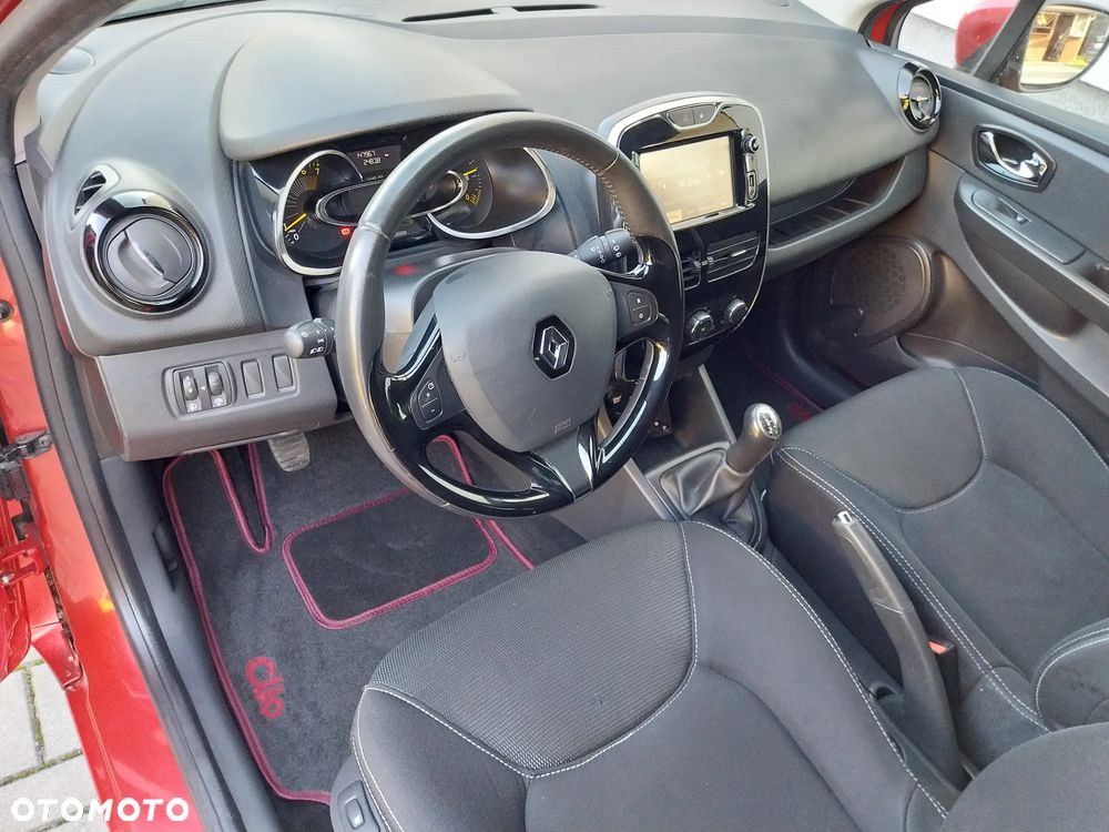 Renault Clio 1.2 16V 75 Business - 17