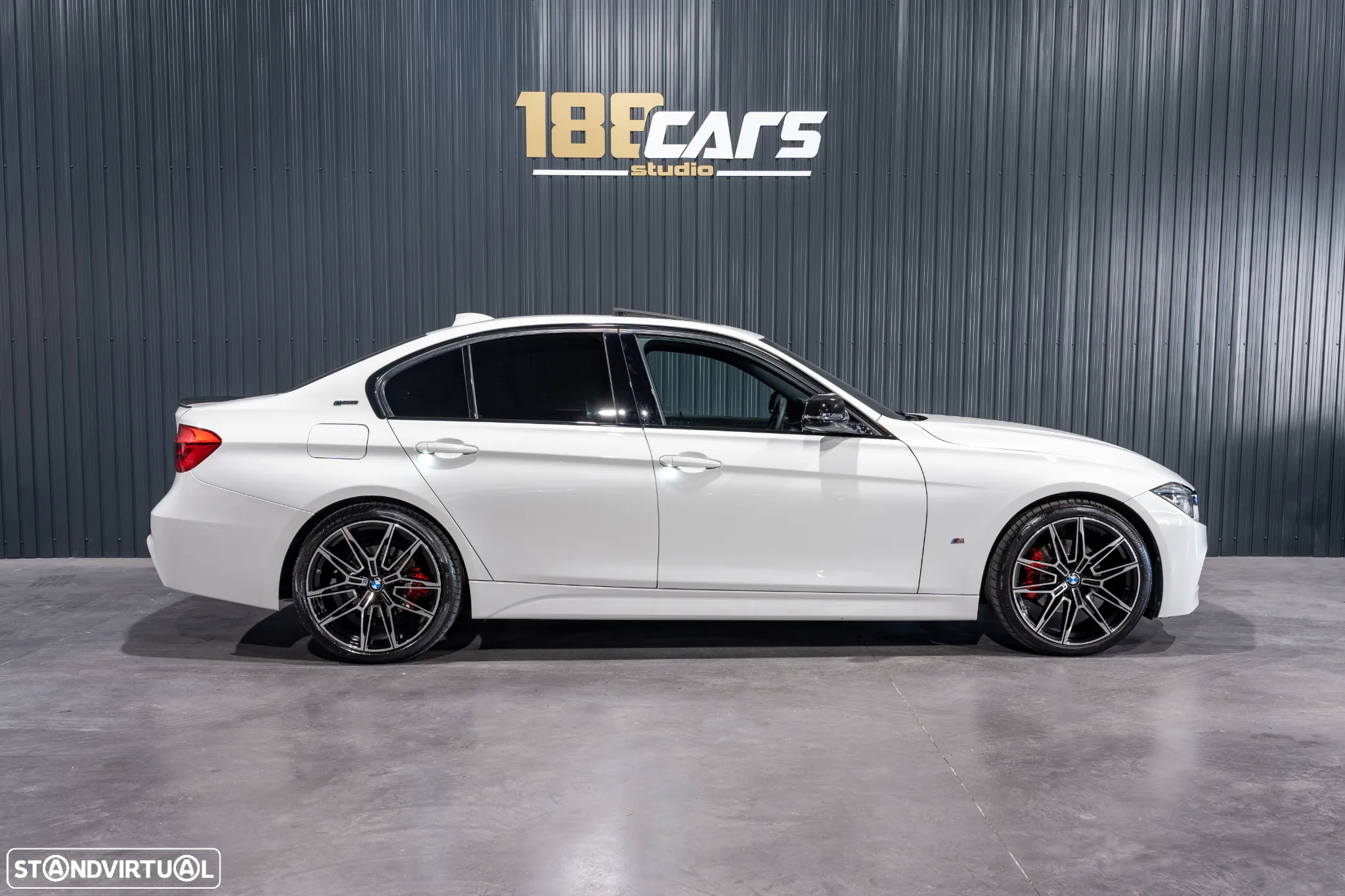 BMW 330 e iPerformance Pack M - 45
