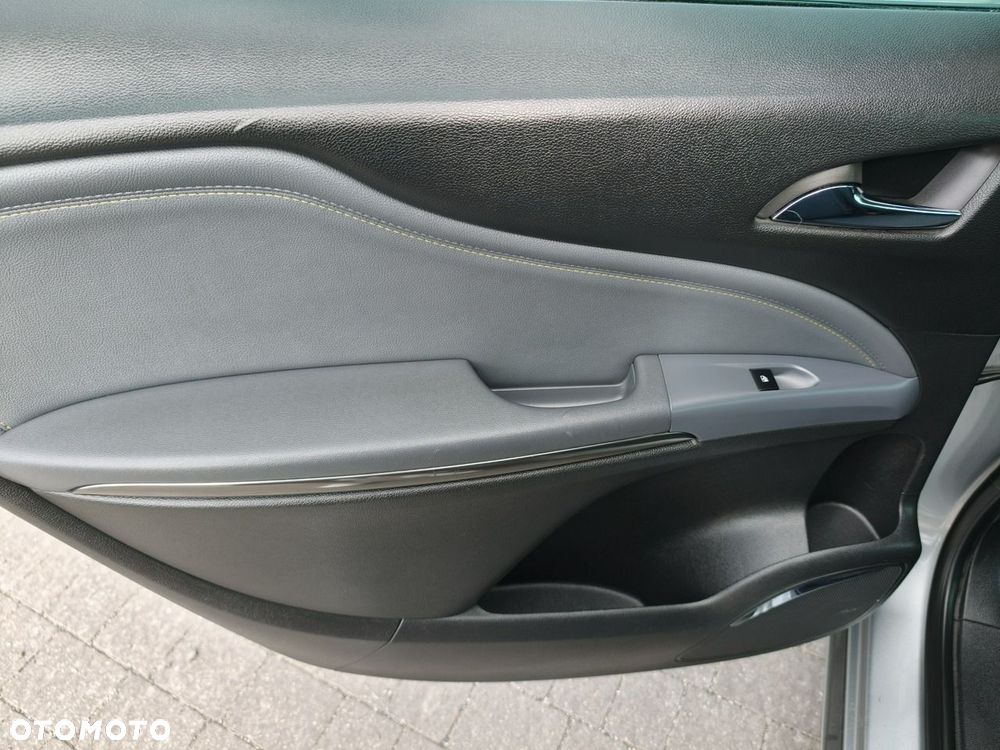 Opel Zafira - 19