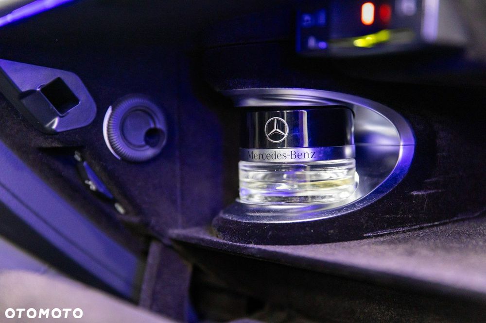 Mercedes-Benz Klasa S 400 d 4-Matic L 9G-TRONIC - 36