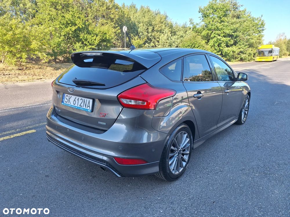 Ford Focus 1.5 EcoBoost ST-Line Red ASS - 4