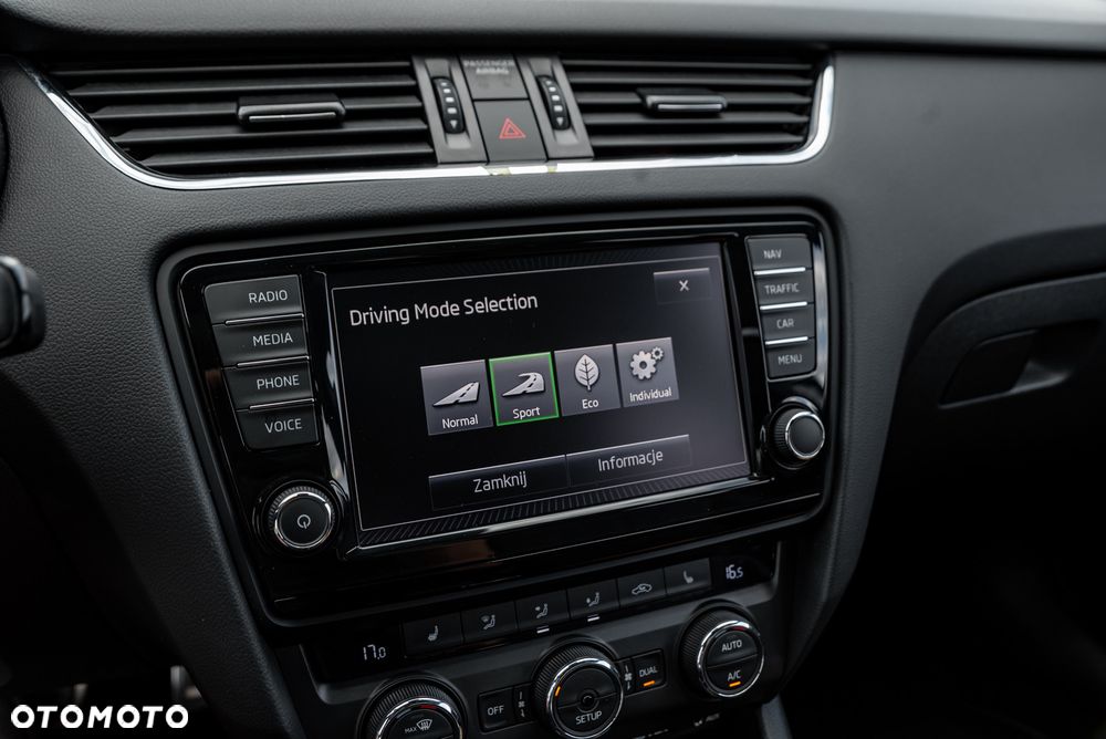Skoda Octavia 2.0 TSI (Green tec) DSG RS - 16