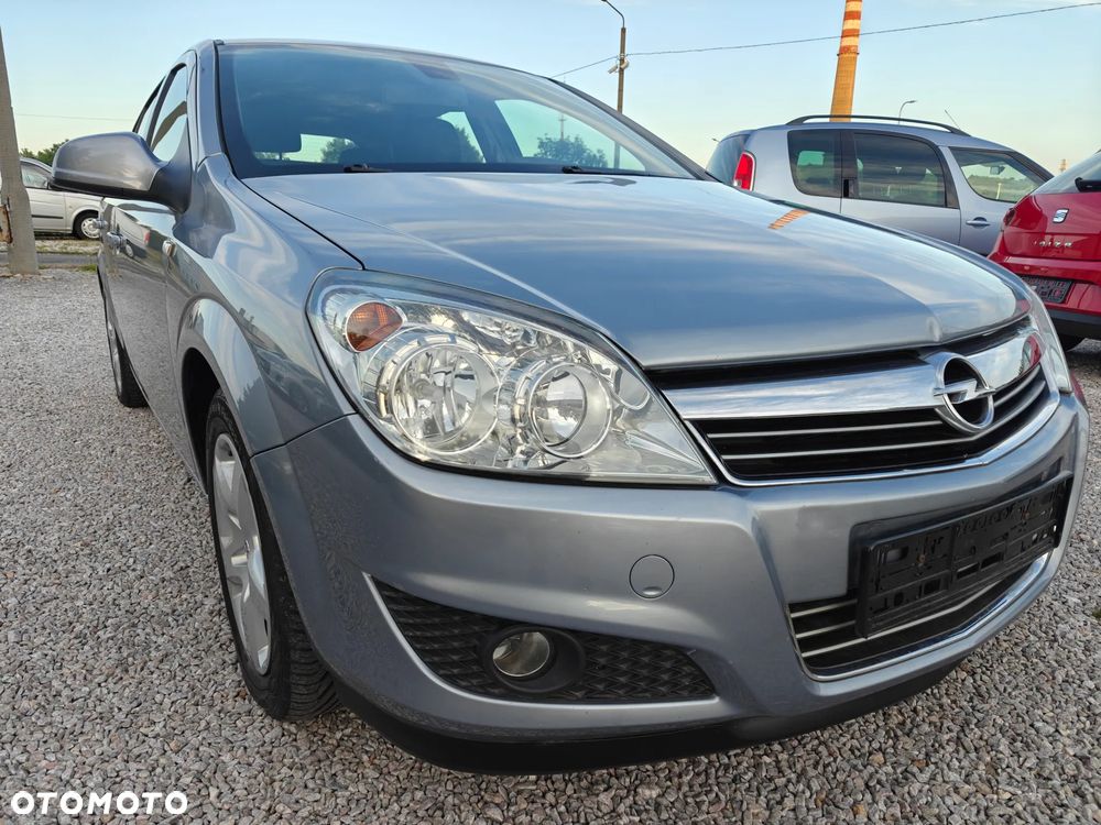 Opel Astra - 28