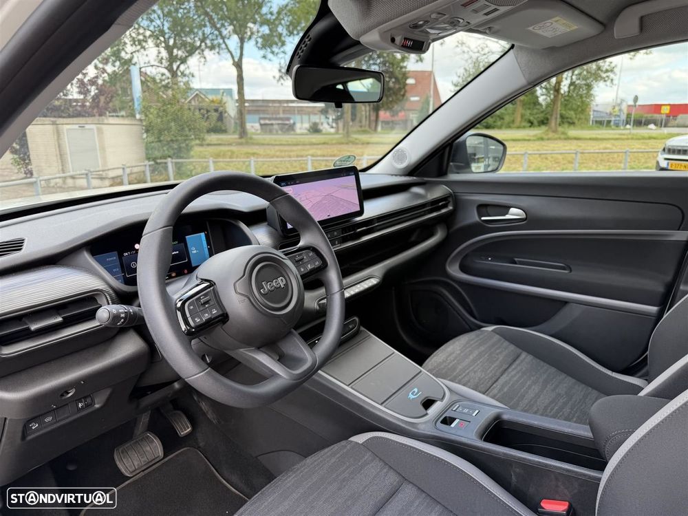 Jeep Avenger 54 kWh Longitude - 22
