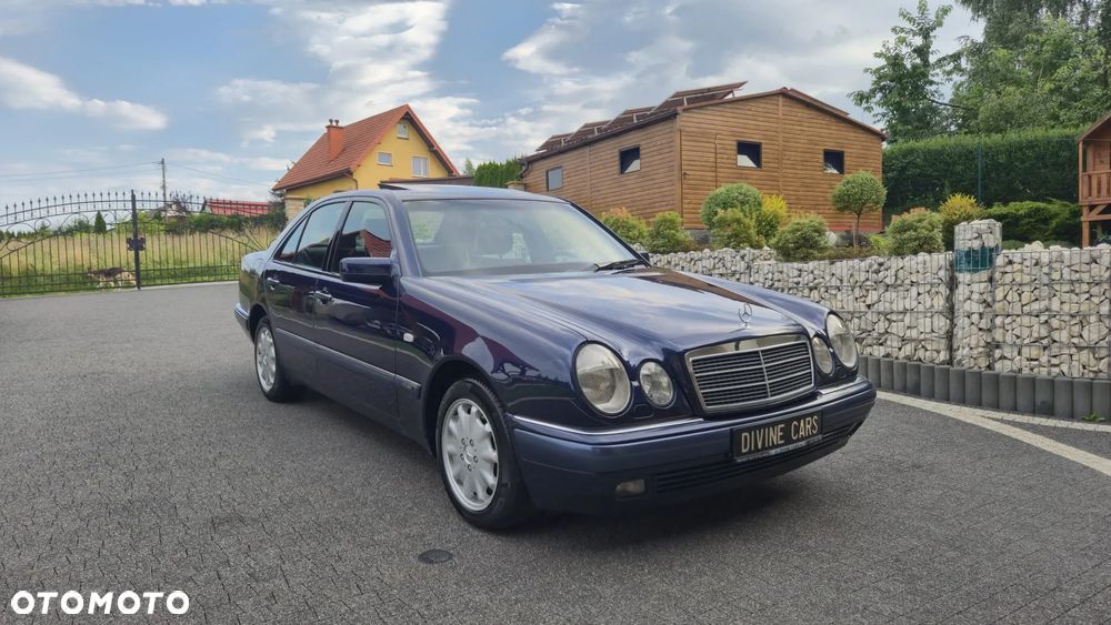 Mercedes-Benz Klasa E 320 Elegance - 2
