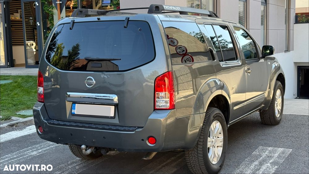Nissan Pathfinder 2.5 dCi Aut SE - 3