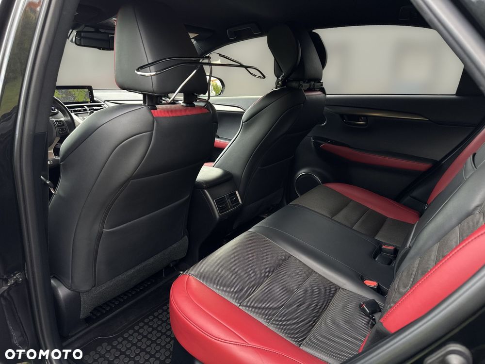 Lexus NX 300h F Sport Edition AWD - 12
