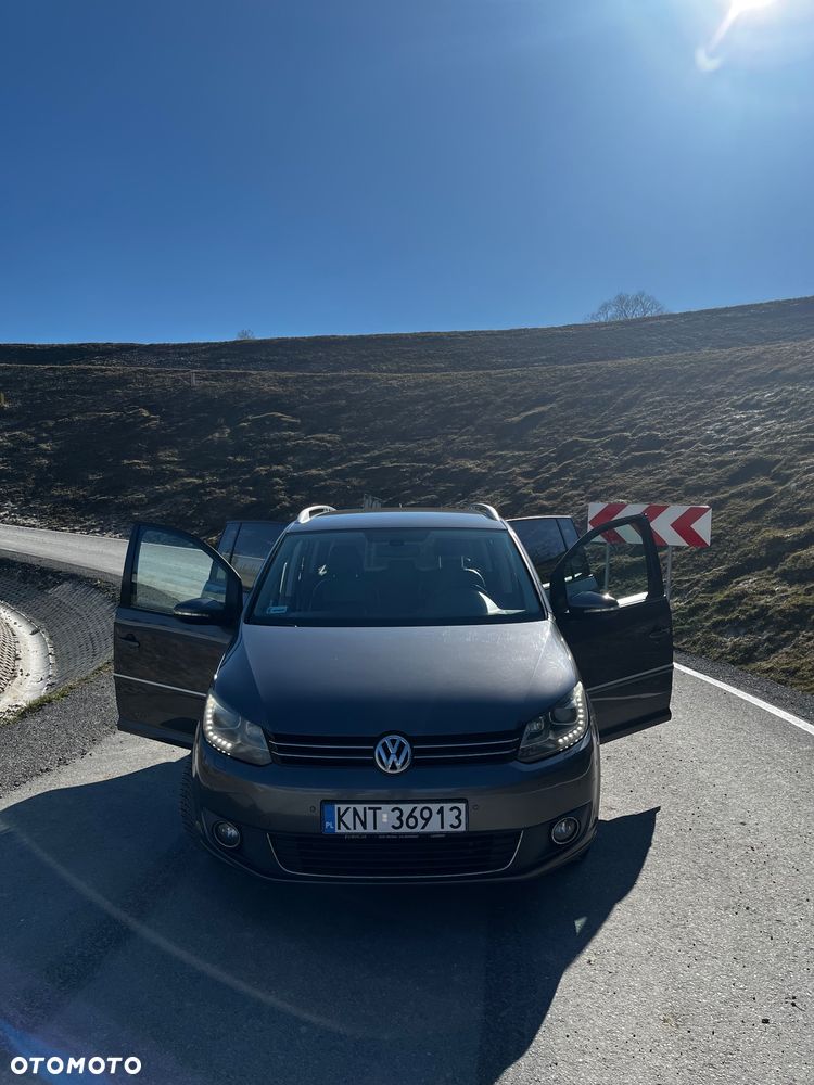Volkswagen Touran 2.0 TDI DPF Highline - 11
