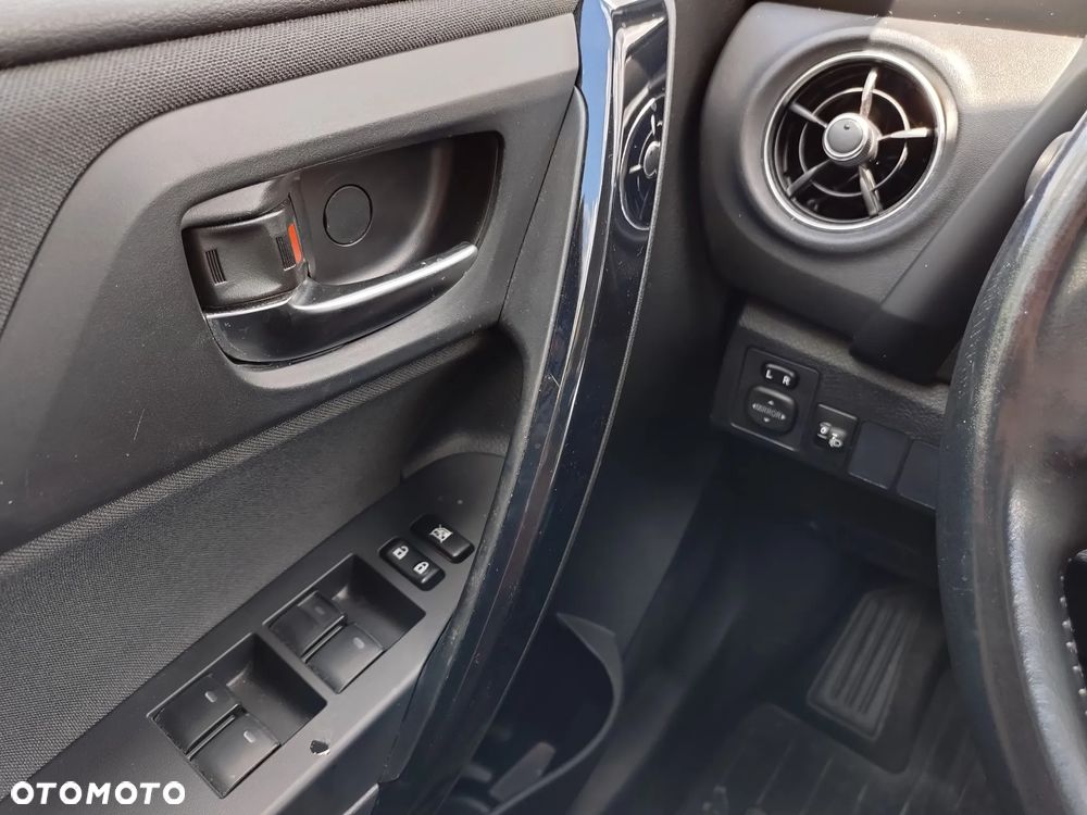 Toyota Auris - 12
