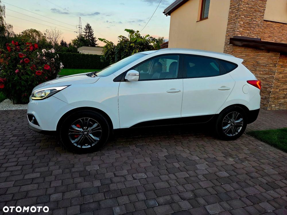 Hyundai ix35 blue 1.6 2WD Finale Gold - 12