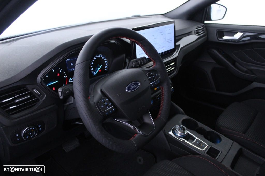 Ford Focus 1.5 TDCi EcoBlue ST-Line Aut. - 21
