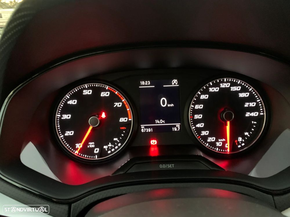 SEAT Arona 1.0 TSI FR - 26