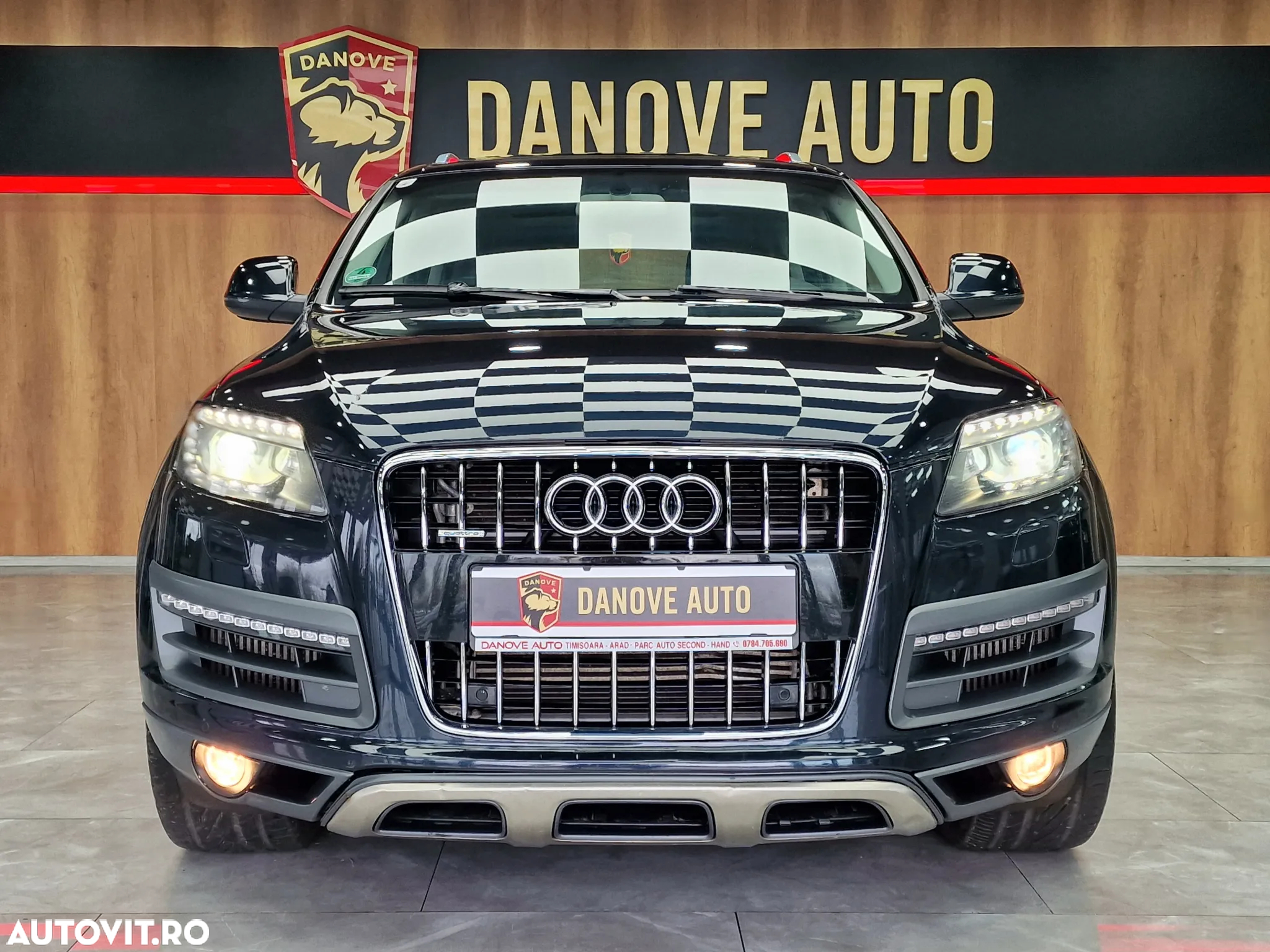 Audi Q7 3.0 TDI Clean Quattro Tip - 2