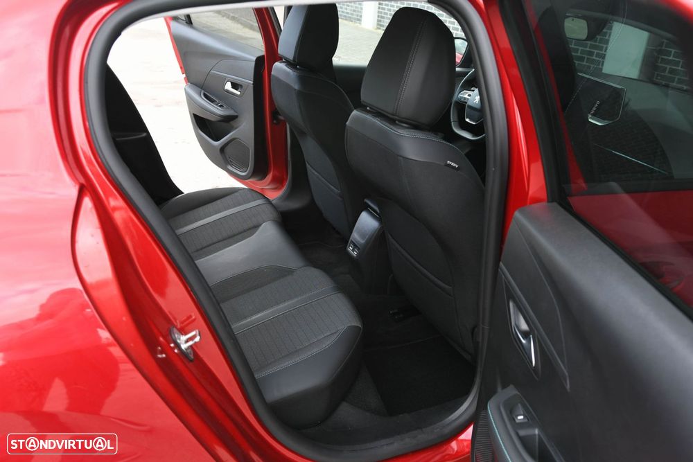 Peugeot 208 1.2 PureTech Allure EAT8 - 12