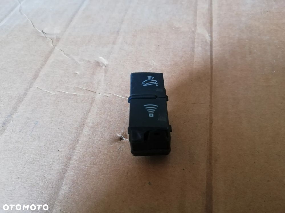 AUDI A4 B6 B7 8E0 00-06 PRZEŁĄCZNIK WŁĄCZNIK ALARMU 8E2962109 - 1