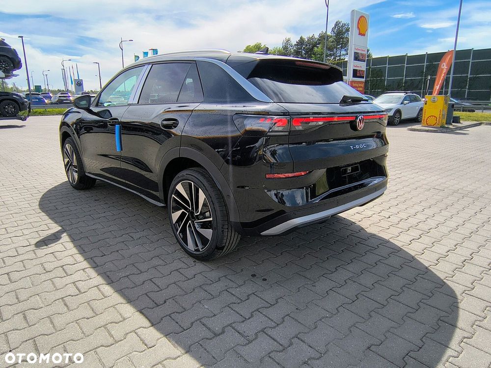 Volkswagen T-Roc - 8