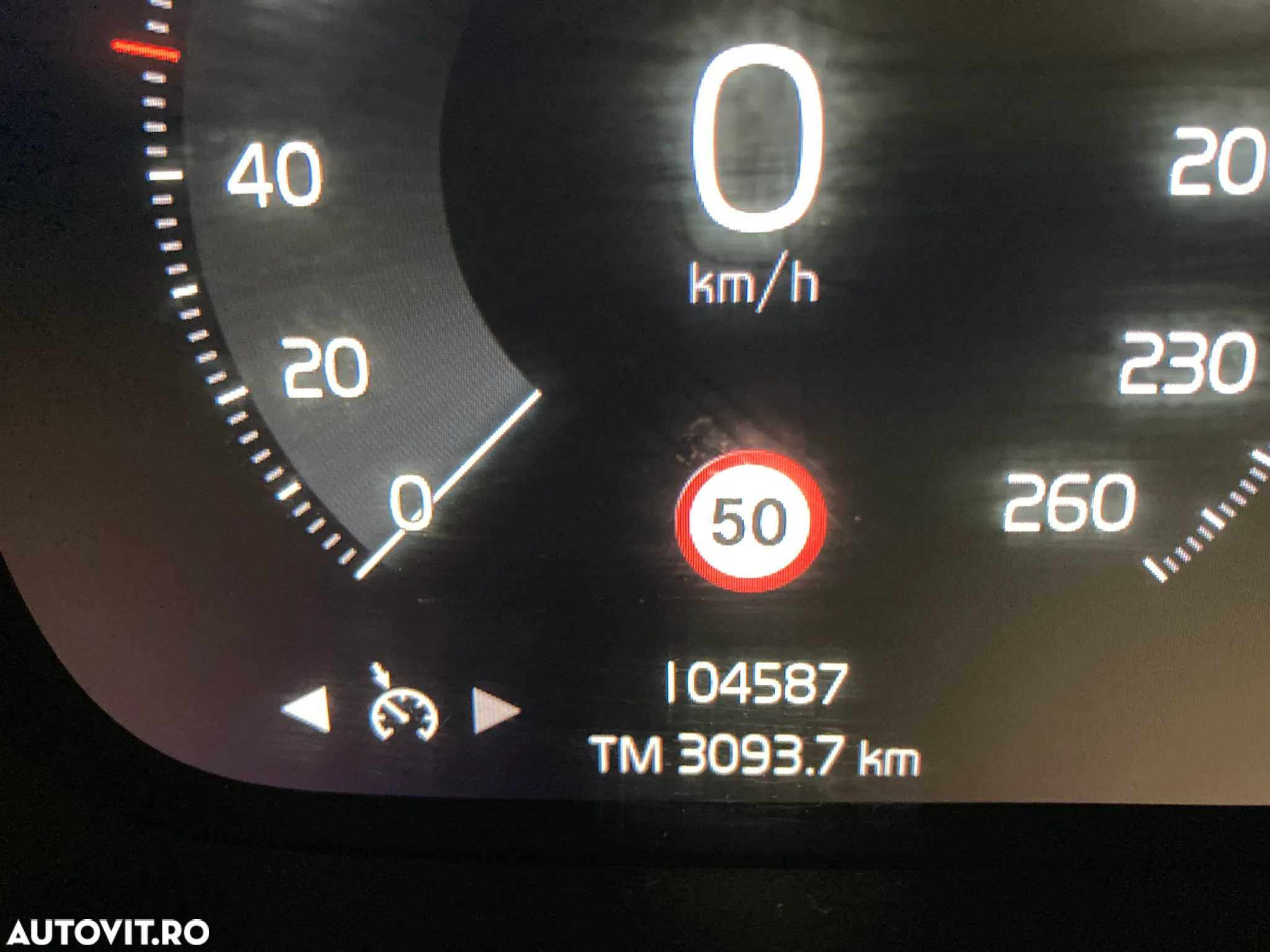 Volvo XC 40 T3 AT8 Momentum - 19