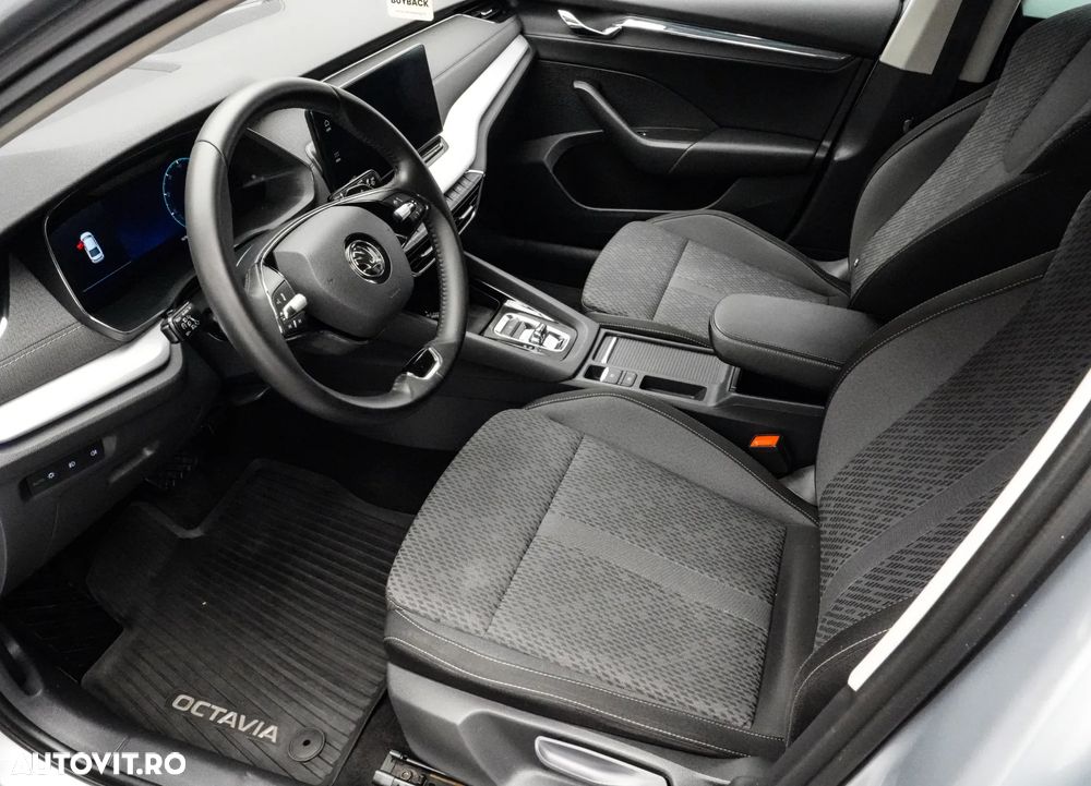 Skoda Octavia 2.0 TDI DSG Style - 12