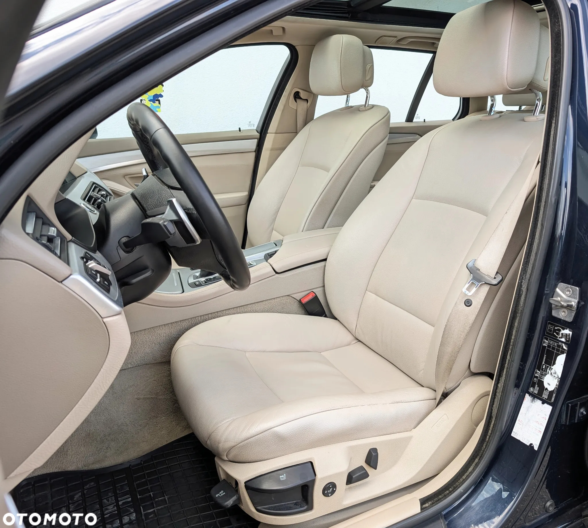 BMW Seria 5 530d Touring - 6