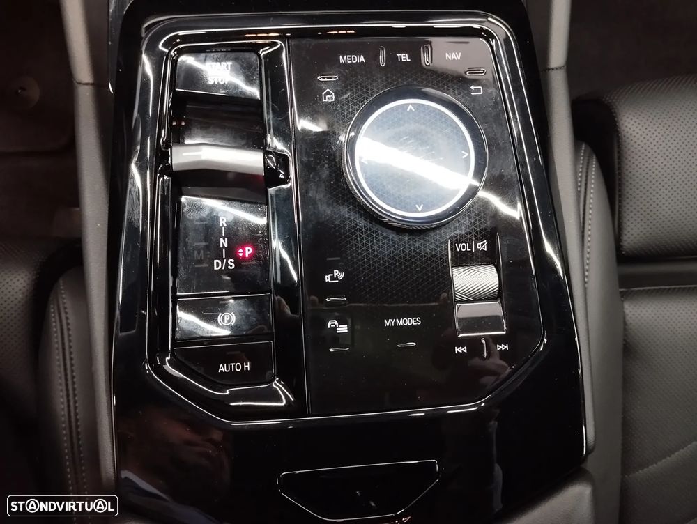 BMW 520 d Pack Desportivo M - 37