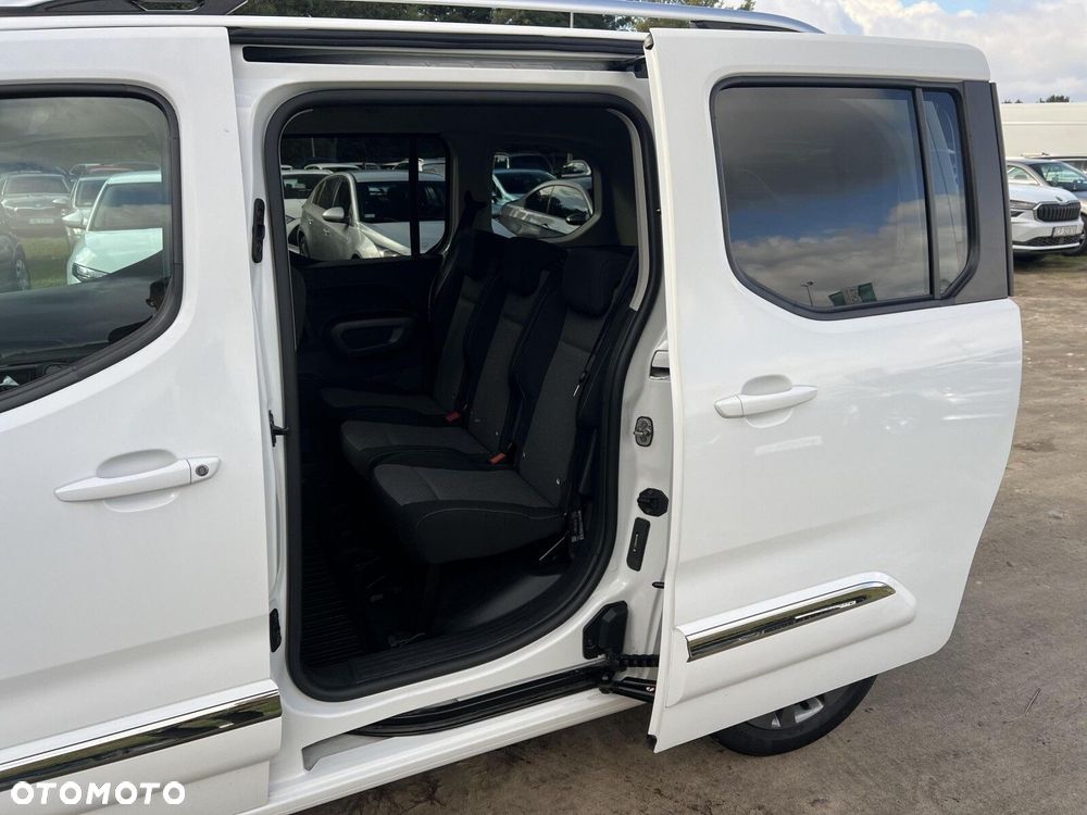 Toyota Proace City Verso 1.5 D-4D Business - 11
