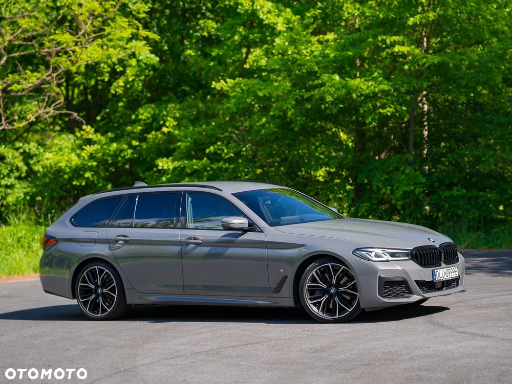 BMW Seria 5 540d xDrive mHEV M Sport sport - 23