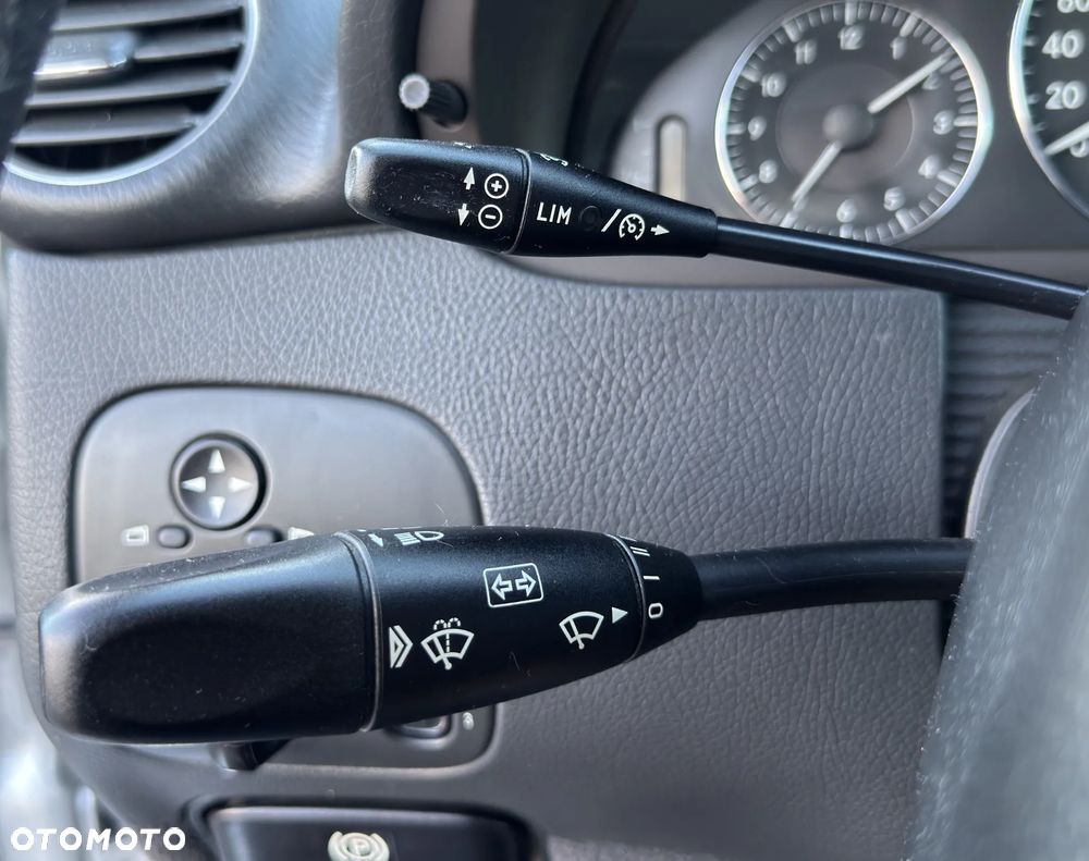 Mercedes-Benz CLK 320 Avantgarde - 22