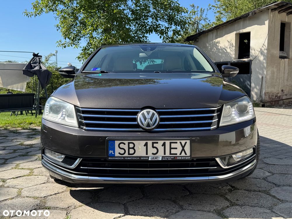 Volkswagen Passat 2012 photo 3