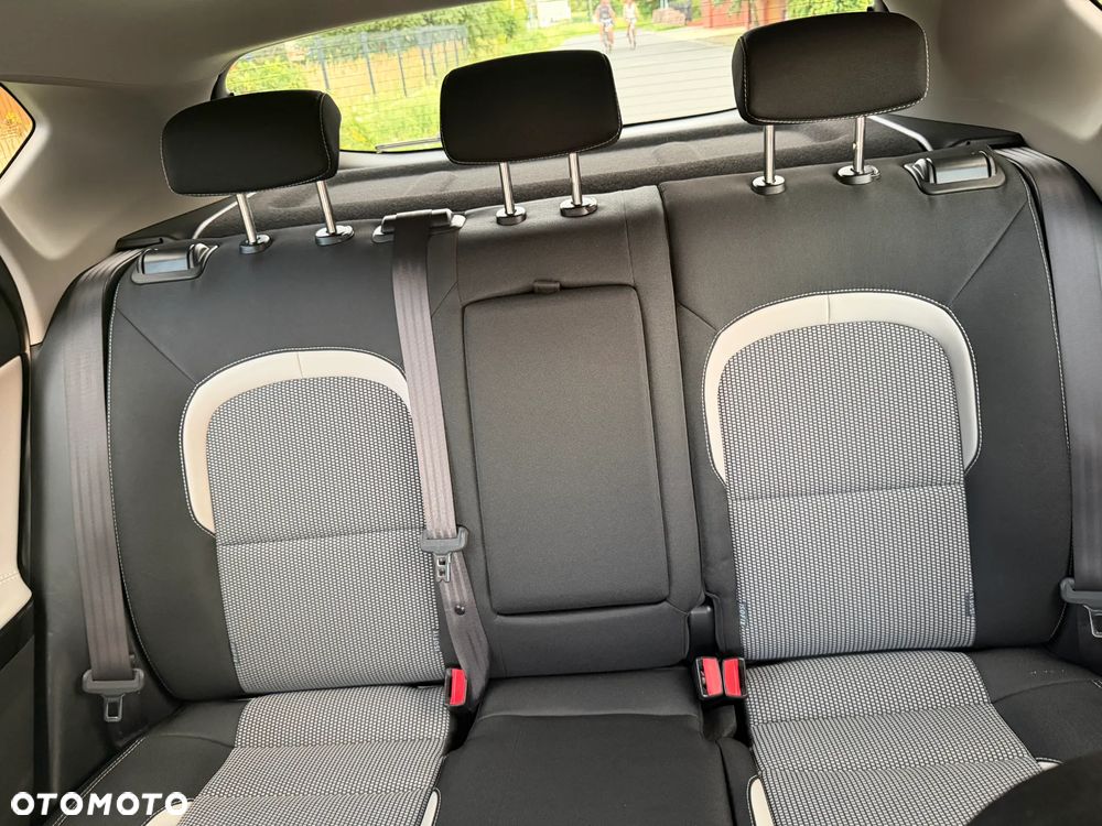 Kia Ceed 1.6 CRDi 136 DCT ISG GT Line - 29