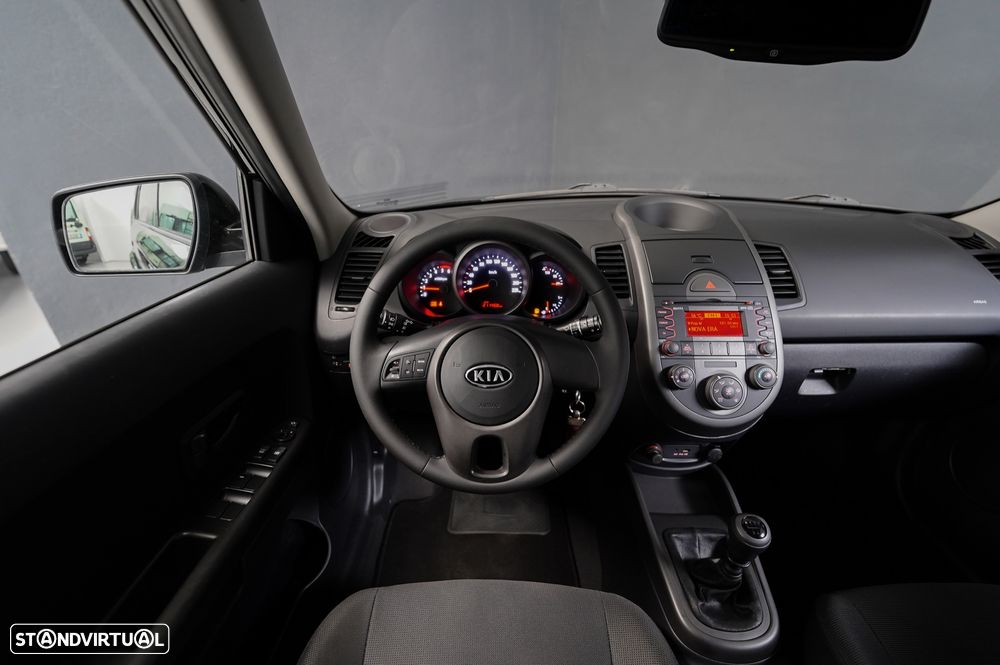 Kia Soul 1.6 CRDi TX - 20