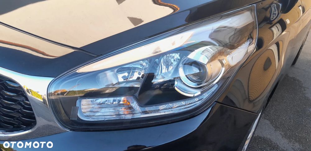 Kia Carens 1.7 CRDi M EU6 - 16