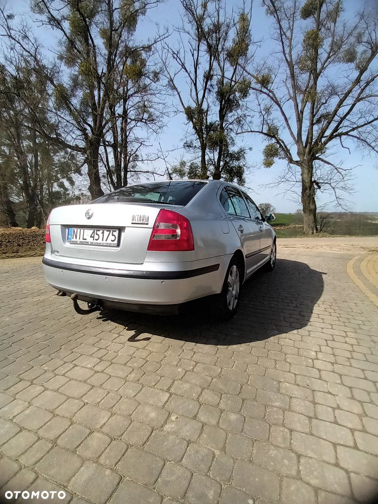 Skoda Octavia 2.0 TDI Ambiente - 15