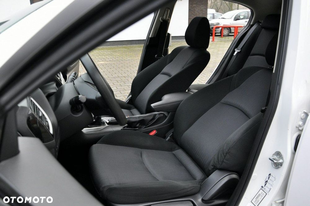 Mazda 3 1.5 Skyenergy - 11