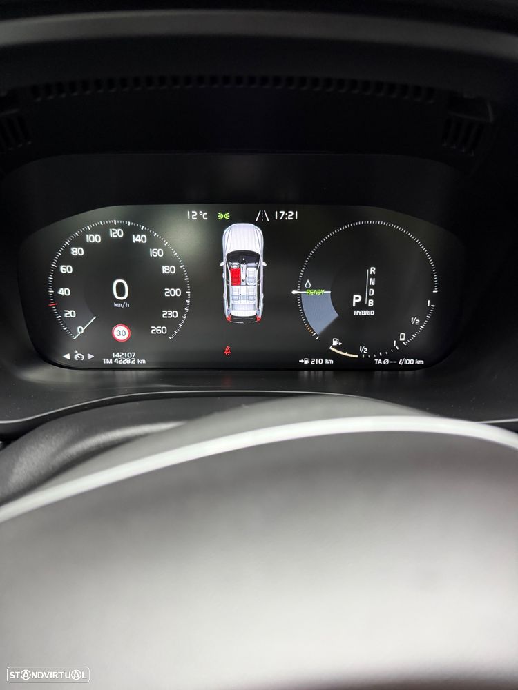 Volvo XC 60 2.0 T8 PHEV Momentum AWD - 13