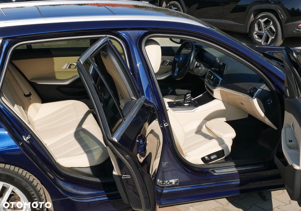 BMW Seria 3 320e Sport Line - 23
