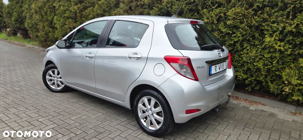 Toyota Yaris 1.33 VVT-i Executive - 8