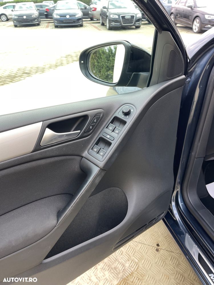 Volkswagen Golf 1.4 TSI BlueMotion Technology Comfortline - 31