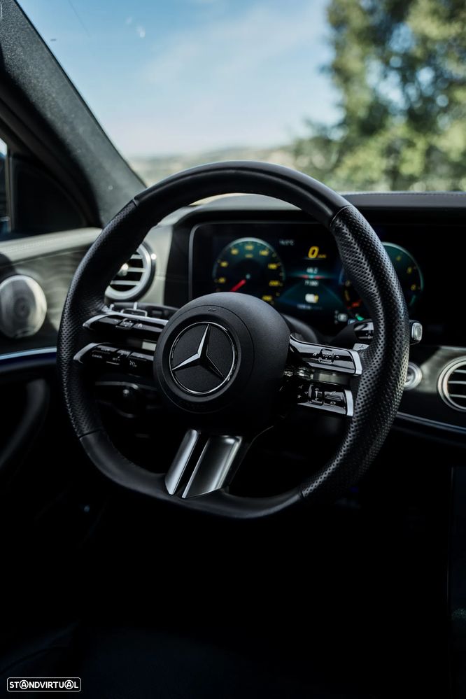 Mercedes-Benz E 300 de 4Matic 9G-TRONIC AMG Line - 23