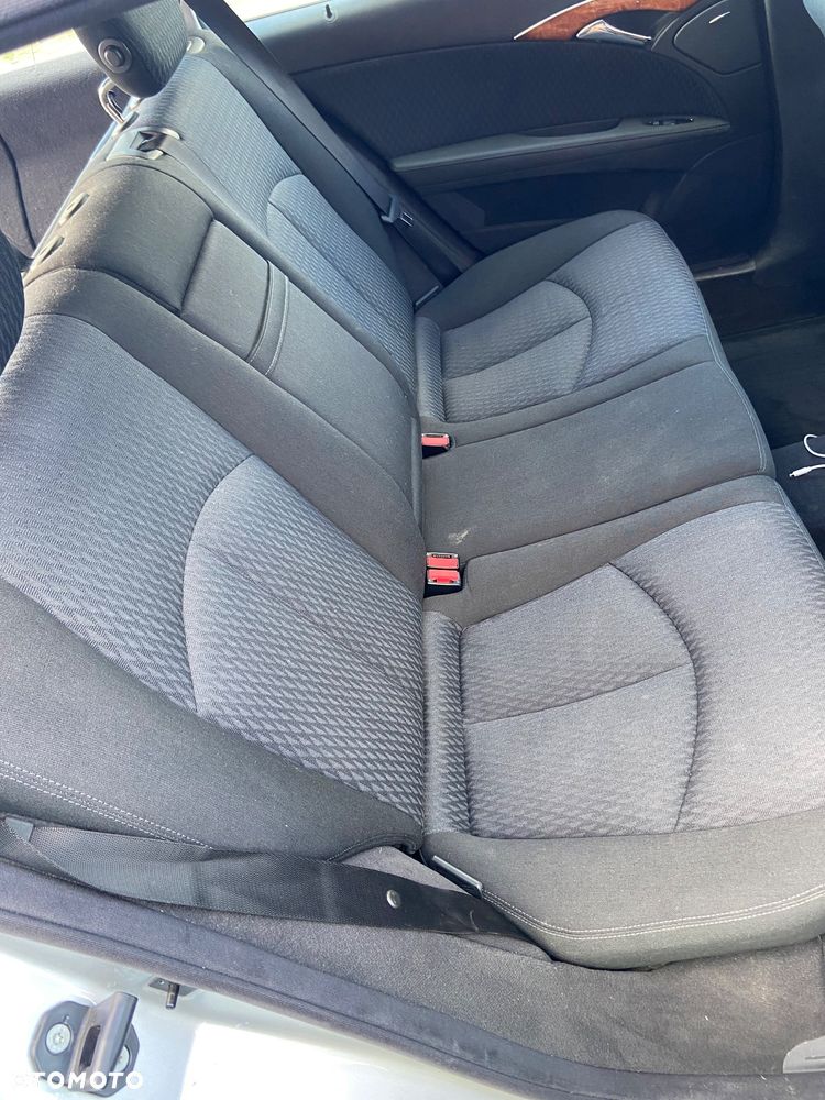 Mercedes-Benz Klasa E - 11