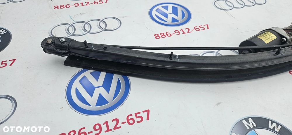 Chrysler Pacifica 2016- napęd drzwi tył lewy Mechanizm domykania drzwi tylnych lewych Moduł Sterownik drzwi przesuwnych lewych 68368919AB 68369596AB - 2