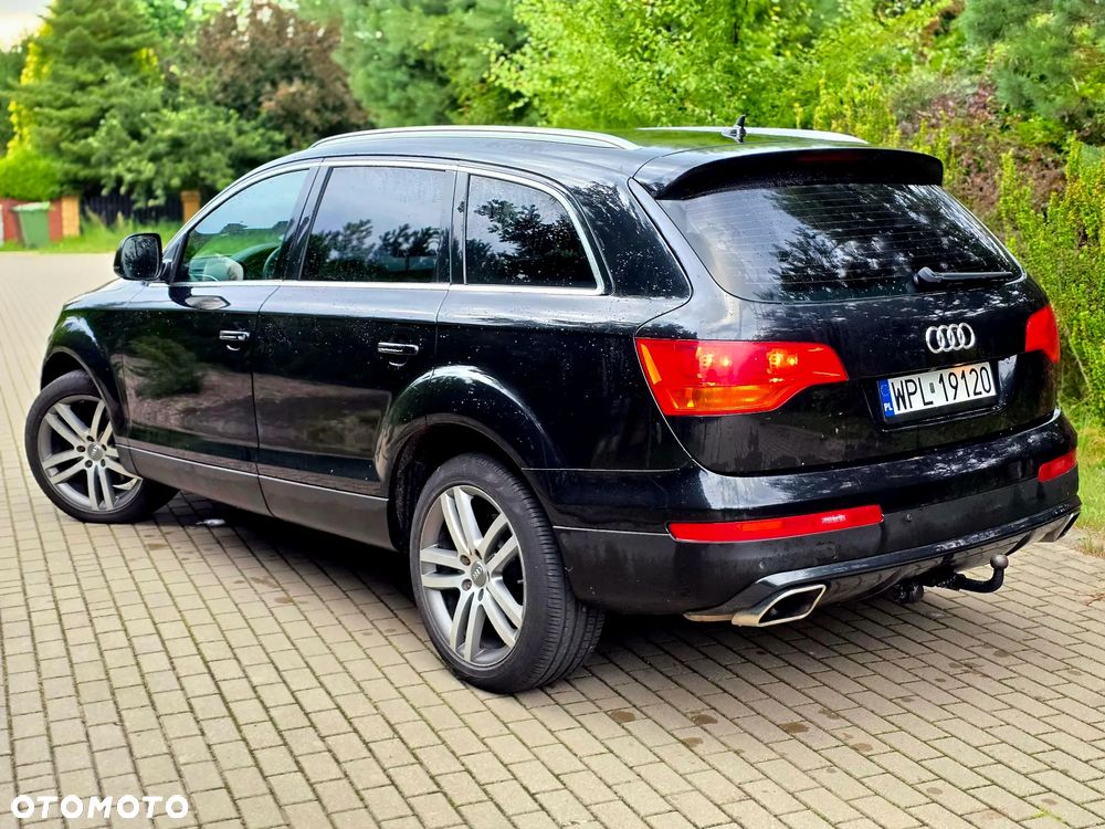 Audi Q7 - 8